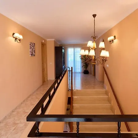 Acogedora Con Piscina * Segorbe (Sogorb)